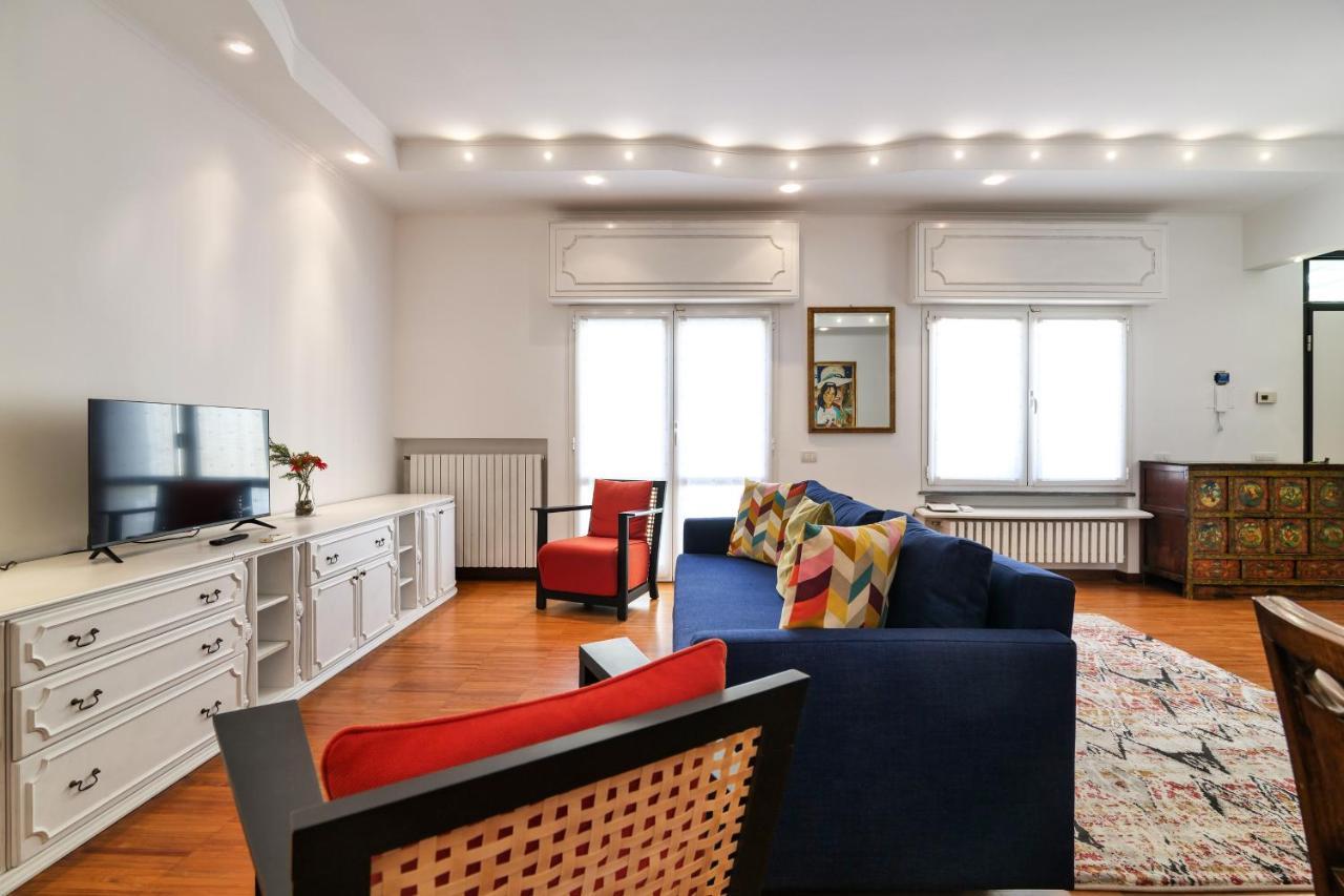 Primopiano - Alzaia Appartement Milaan Buitenkant foto