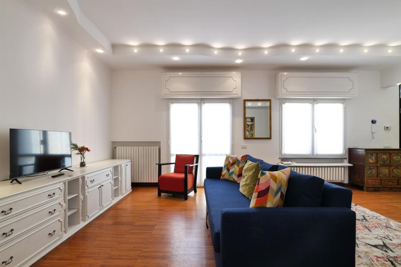 Primopiano - Alzaia Appartement Milaan Buitenkant foto