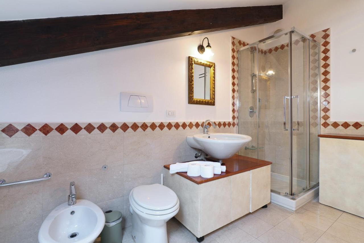 Primopiano - Alzaia Appartement Milaan Buitenkant foto